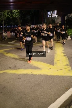 Runner Photo 4275115