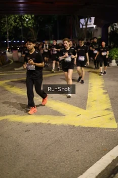 Runner Photo 4275120