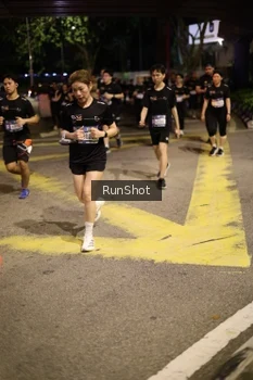 Runner Photo 4275125