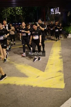 Runner Photo 4275143