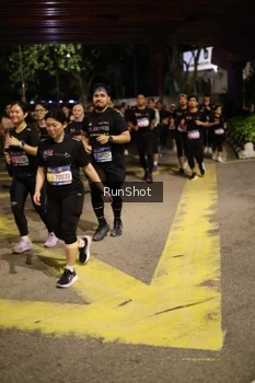 Runner Photo 4275149