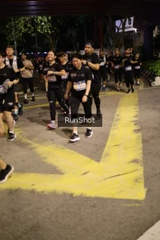Runner Photo 4275165