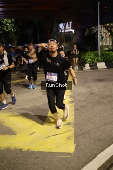 Runner Photo 4275168