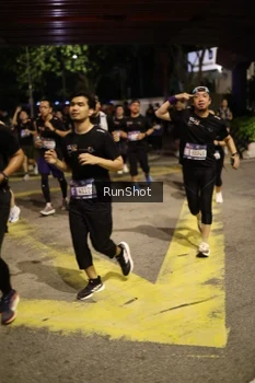 Runner Photo 4275172