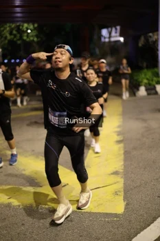 Runner Photo 4275174