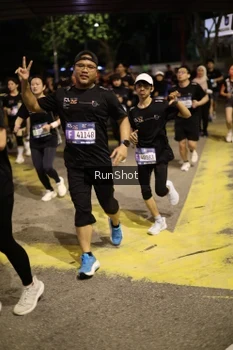 Runner Photo 4275187