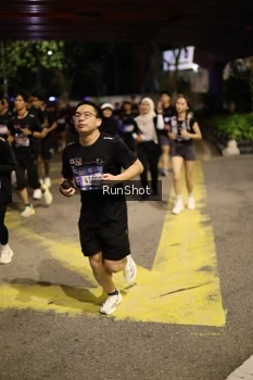Runner Photo 4275201