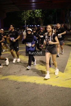 Runner Photo 4275210