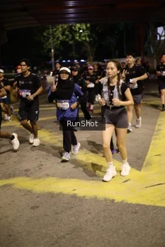 Runner Photo 4275211