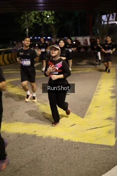Runner Photo 4275247