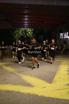 Runner Photo 4275272