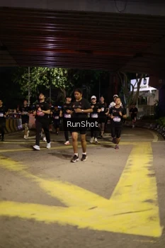 Runner Photo 4275273
