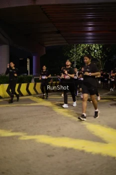 Runner Photo 4275275
