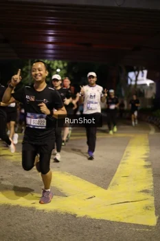 Runner Photo 4275285