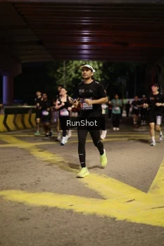 Runner Photo 4275305