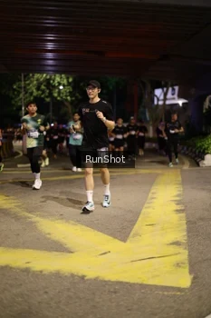 Runner Photo 4275310