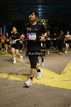 Runner Photo 4275361