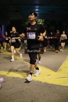 Runner Photo 4275365
