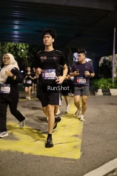 Runner Photo 4275423