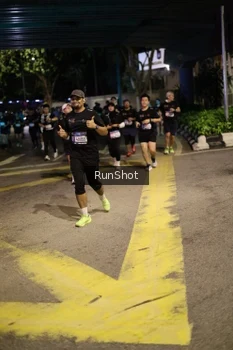 Runner Photo 4275453