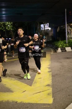 Runner Photo 4275462
