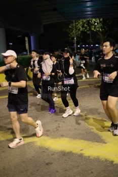 Runner Photo 4275474