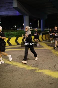 Runner Photo 4275489
