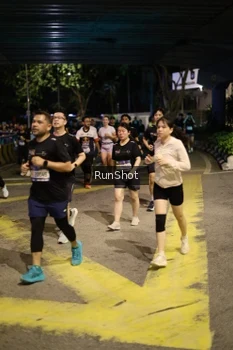 Runner Photo 4275496