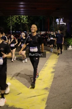 Runner Photo 4275581