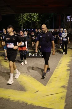 Runner Photo 4275598