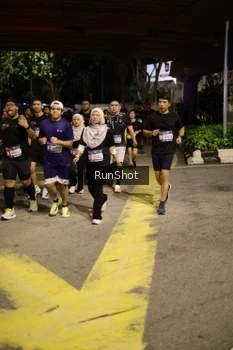 Runner Photo 4275610