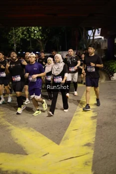 Runner Photo 4275611