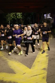 Runner Photo 4275620