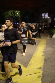 Runner Photo 4275624