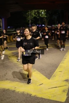Runner Photo 4275635