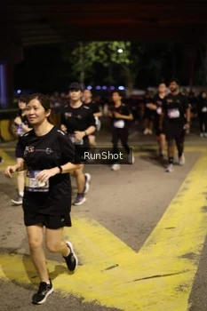 Runner Photo 4275636