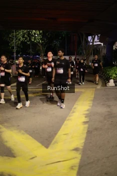 Runner Photo 4275642