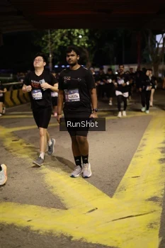 Runner Photo 4275653