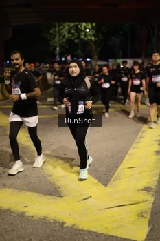 Runner Photo 4275673