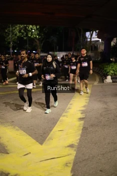 Runner Photo 4275681