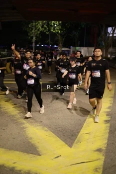 Runner Photo 4275687