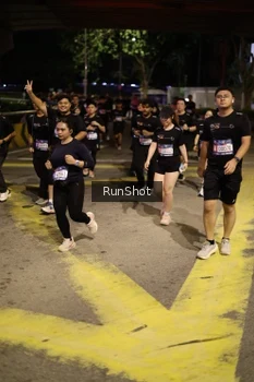 Runner Photo 4275694