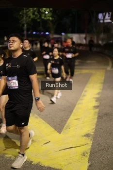 Runner Photo 4275705