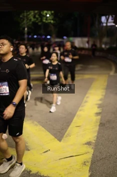 Runner Photo 4275706