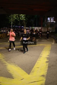 Runner Photo 4275732