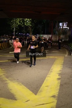 Runner Photo 4275733