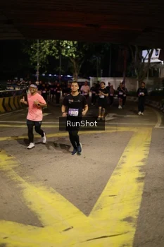 Runner Photo 4275736