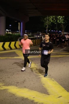 Runner Photo 4275742