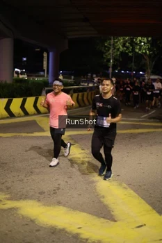 Runner Photo 4275743