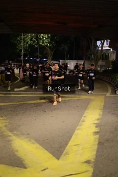 Runner Photo 4275745